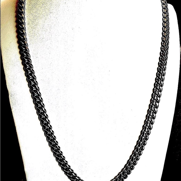 Men’s Stainless Steel Chain - Picture 2 of 8